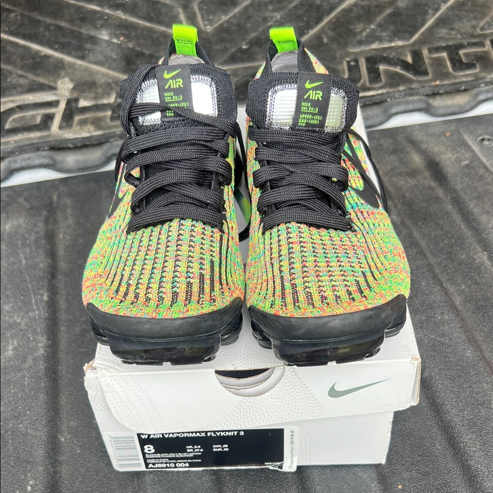 Nike Women Air VaporMax Flyknit Sneakers - Black and Green